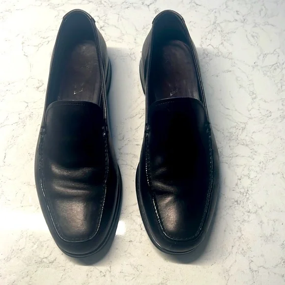 Prada | Shoes | Prada Mens Used Black Loafers Size 85 Still  display picture 1